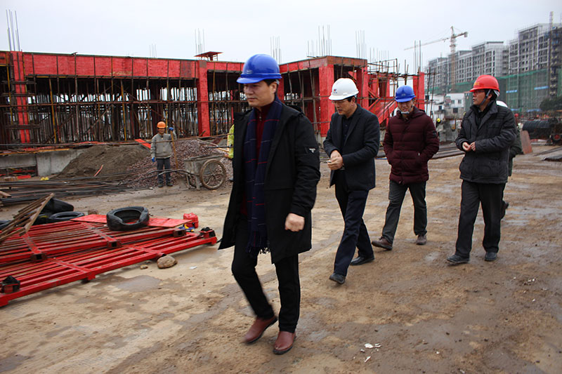 提前應(yīng)對(duì)雨雪天，排查隱患保安全