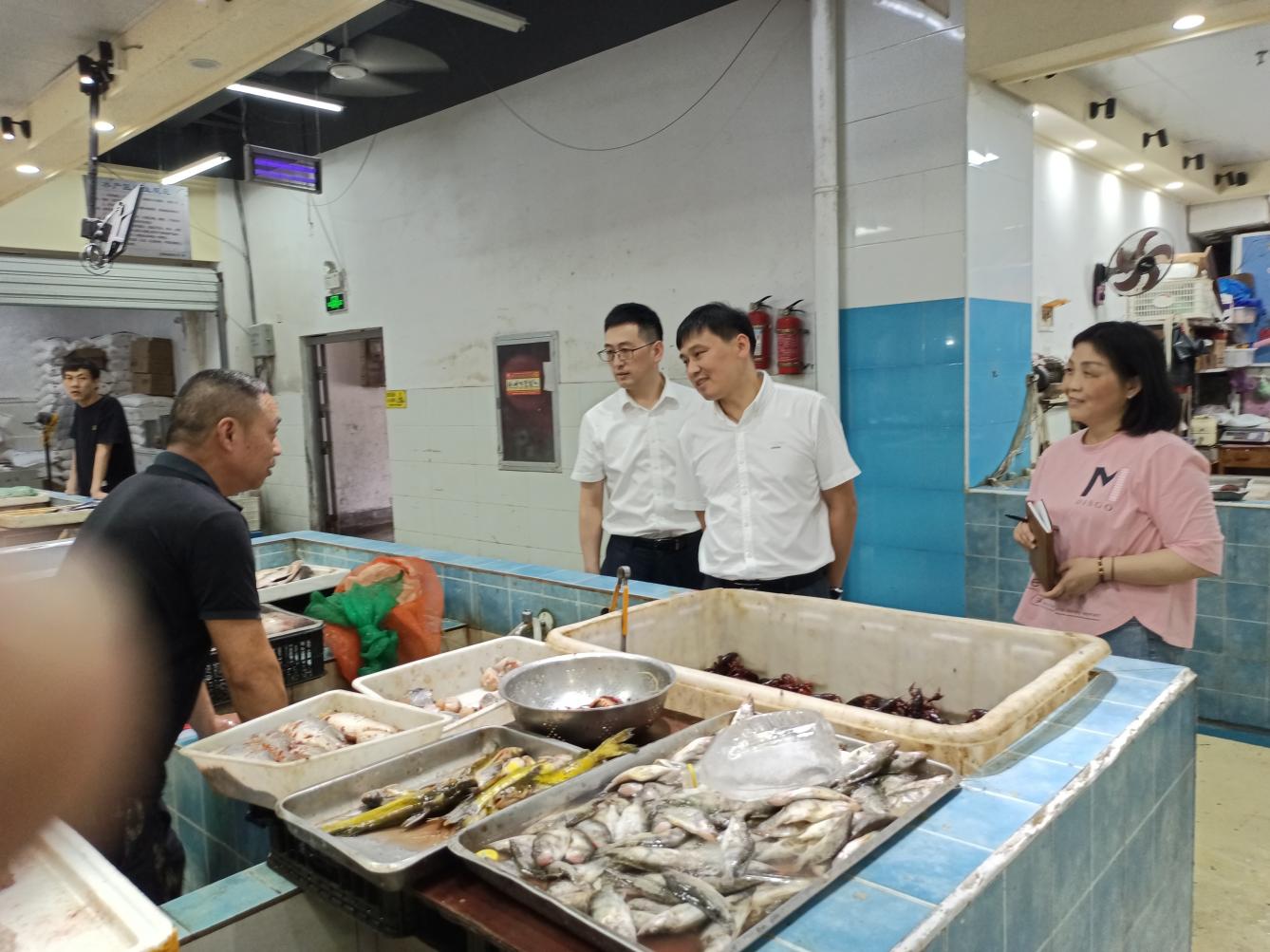 管好“菜籃子”，守護“大民生”國資運營公司開展菜市場大巡查