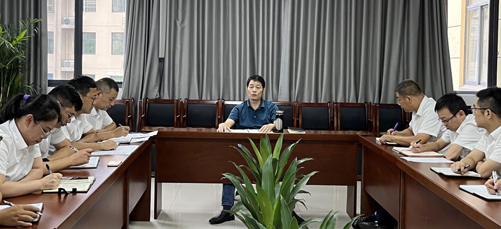 城建投公司黨支部召開黨員（擴(kuò)大）會(huì)議暨酒駕、醉駕等違法犯罪行為警示教育集體談話會(huì)