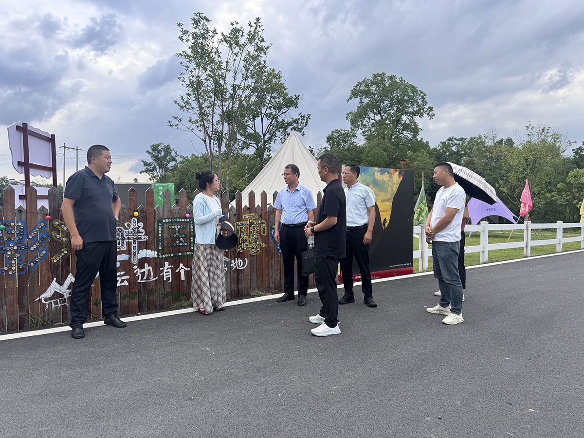 文化為魂，生態(tài)為基——傍霞村鄉(xiāng)村振興特色模式探討