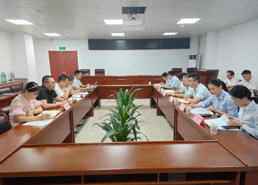 共話合作新機遇，同謀發(fā)展新篇章——區(qū)國投集團召開銀企座談會 推動并購貸款項目落地