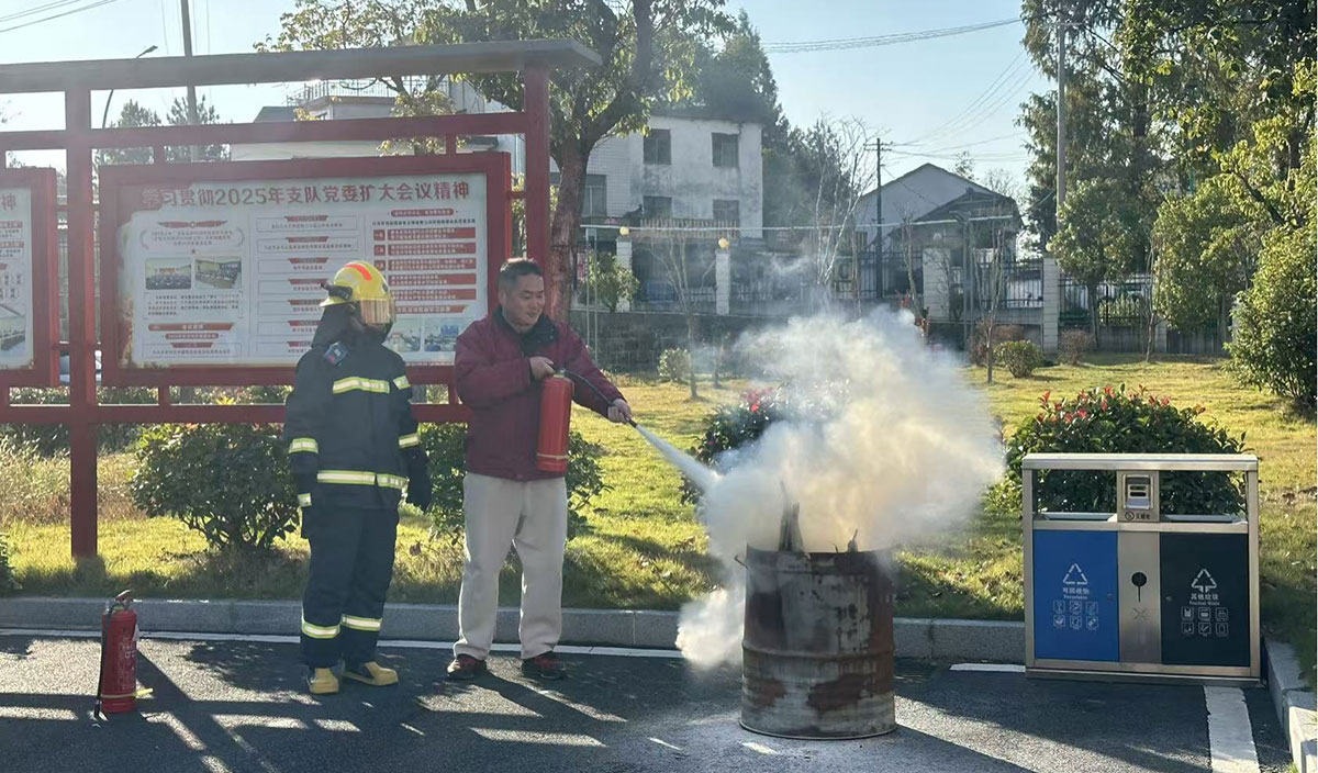 消防宣傳月丨理論＋實(shí)操！這場(chǎng)消防安全知識(shí)培訓(xùn)干貨滿滿