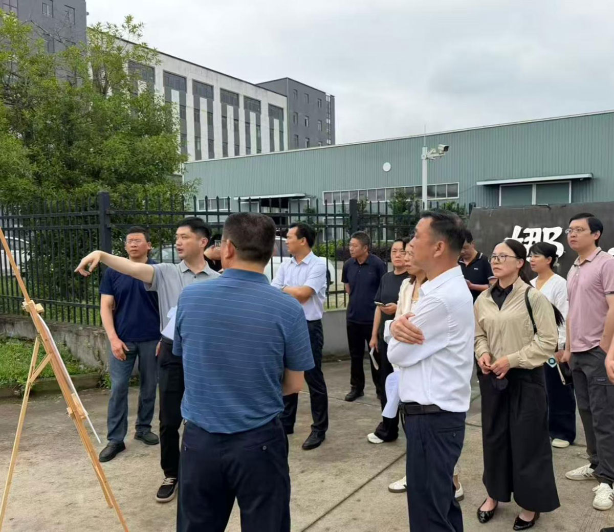 區(qū)政協(xié)調(diào)研未來健康產(chǎn)業(yè)園建設助力現(xiàn)代服務業(yè)集聚區(qū)高質(zhì)量發(fā)展